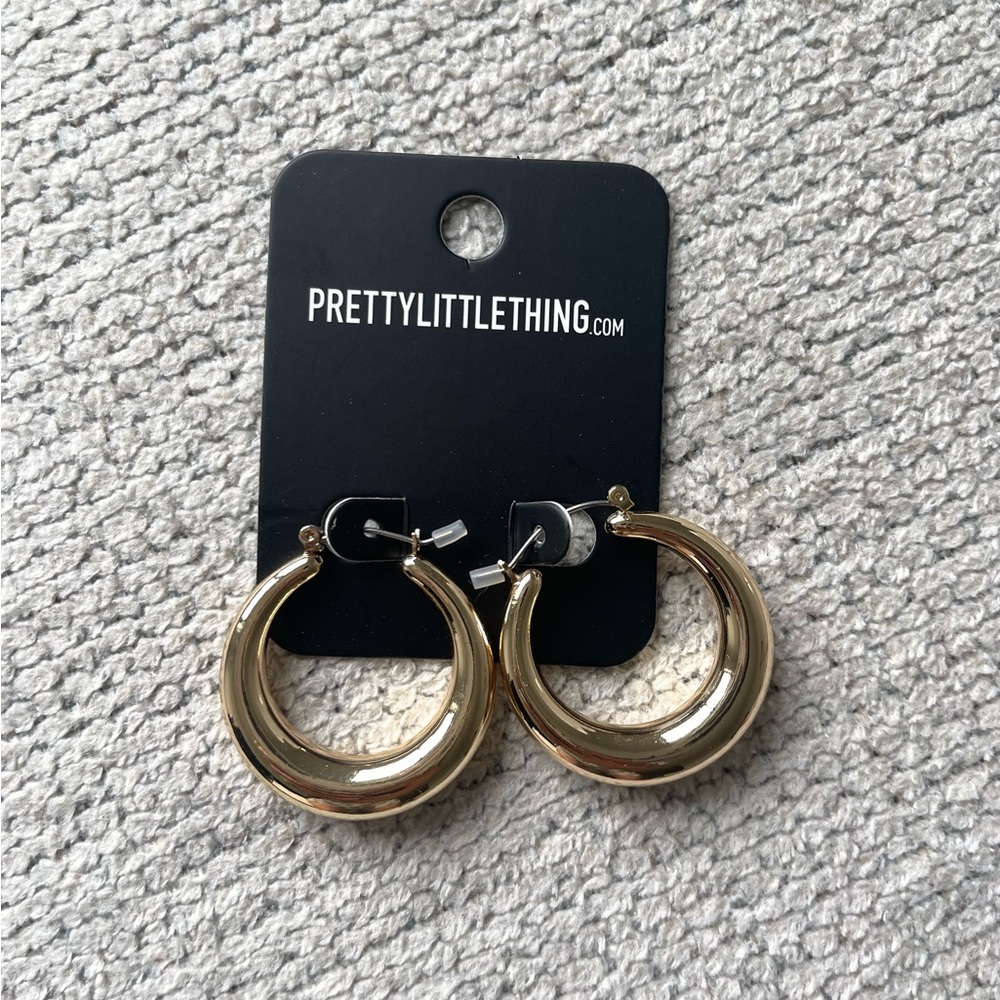PrettyLittleThing PLT Gold Hoop Circular Earrings